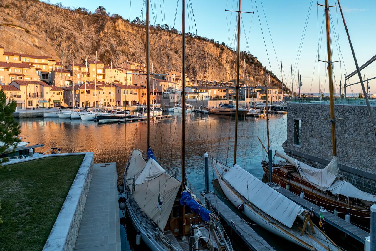 Portopiccolo Avolare Apartments Sistiana Exterior photo